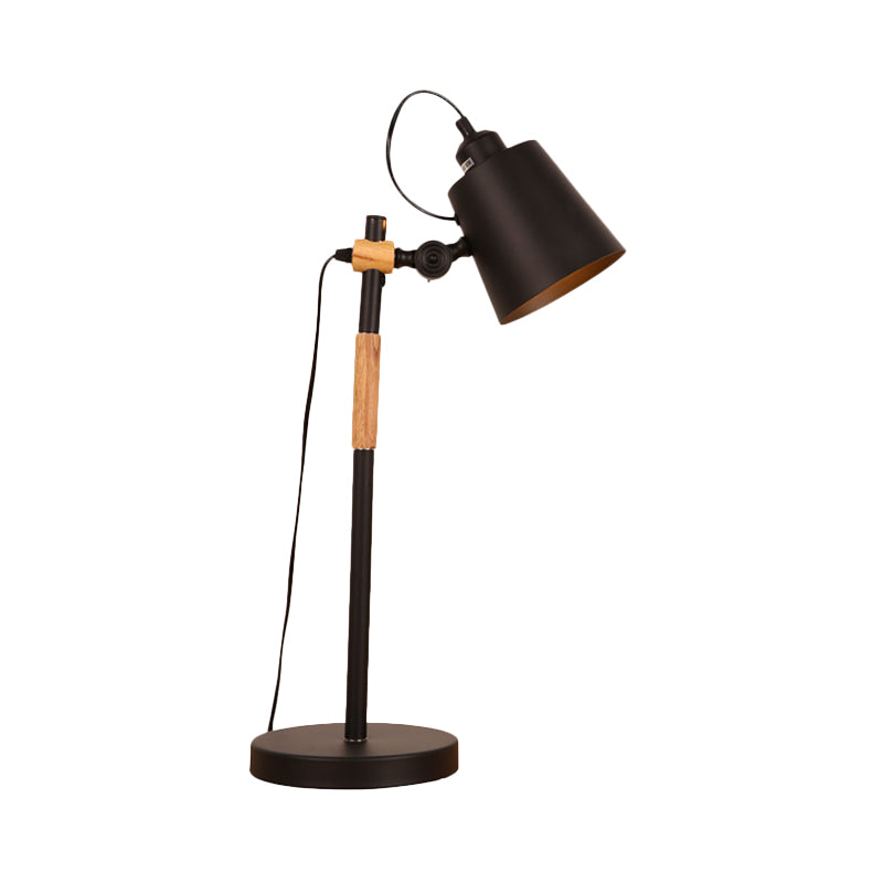 Glowzoë - industrial table lamp in metal bucket style