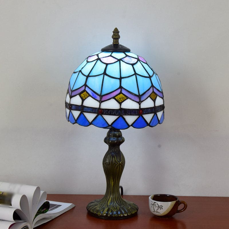 LuxGlow - elegant mediterranean glass table lamp