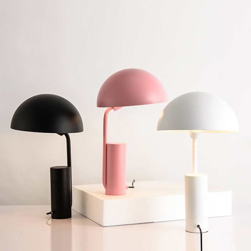 Avo - stylish table lamp with natural design