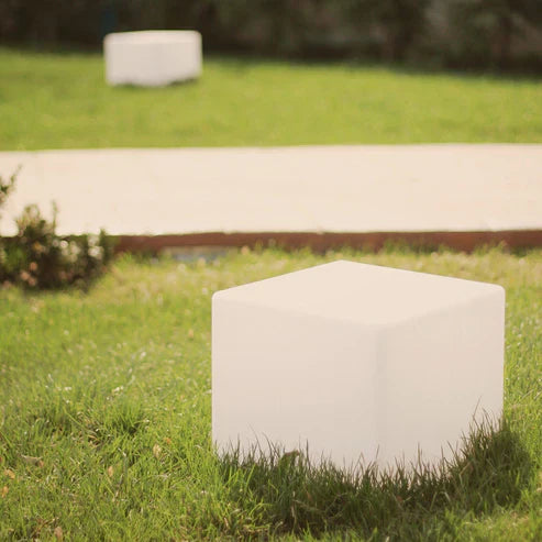 CubeGlow - cubic garden lamp