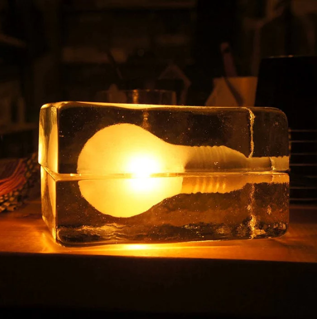 Brightcube - minimalist table lamp with transparent glass cube