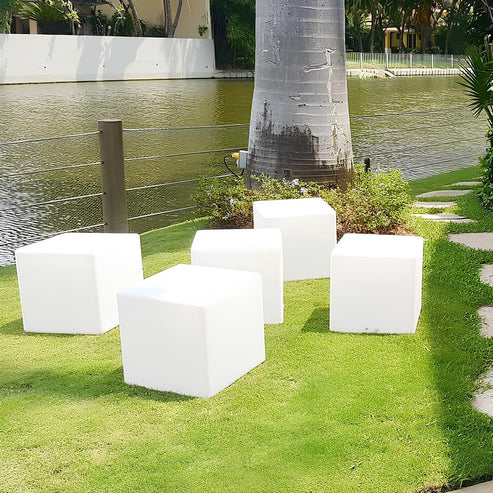 CubeGlow - cubic garden lamp