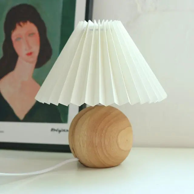 Antique pleated – vintage table lamp with pleats