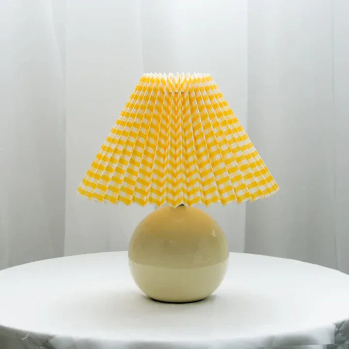 Antique pleated – vintage table lamp with pleats