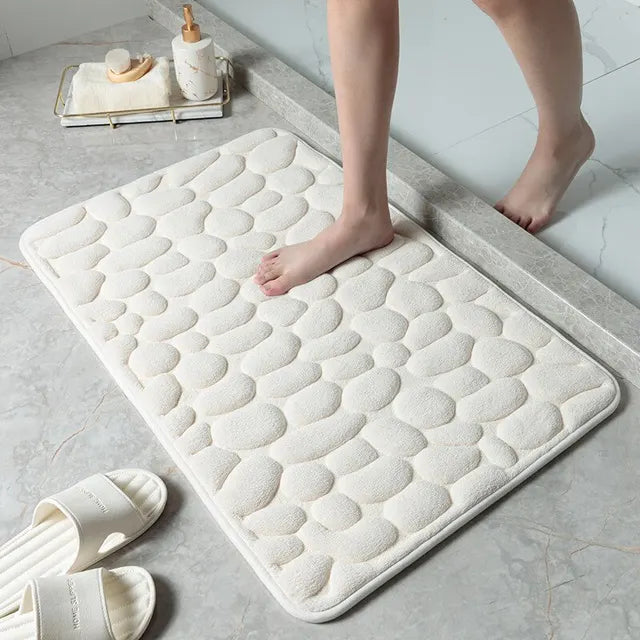 Coralglow - embroidered bath mat