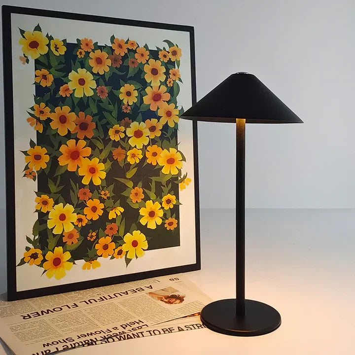 GoLumina - rechargeable desk lamp