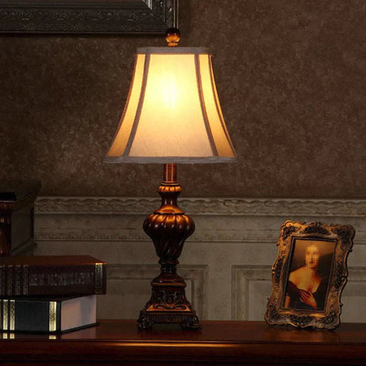 Eleganta - elegant urn table lamp